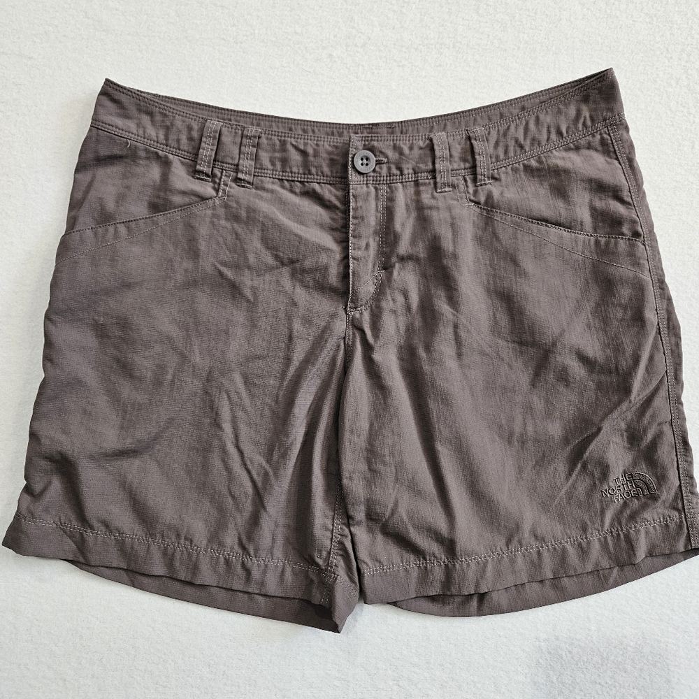The North Face‎ Womens Shorts Nylon Hiking Walking Outdoors Gray Size 8 Pockets